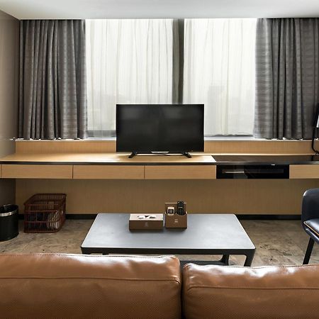 Pengman Beijing Rd. A-Mall Apartment Гуанджоу Екстериор снимка